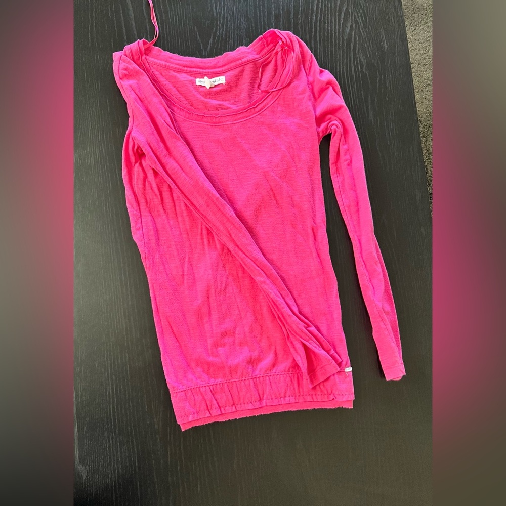 Aeropostale Bright Hot Pink Long Sleeve Tee
